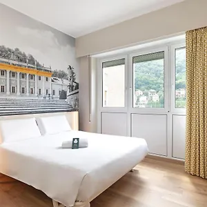 Hotel Center