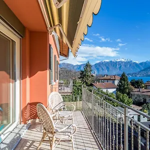 Tulipani 17 , Tremezzo Italy
