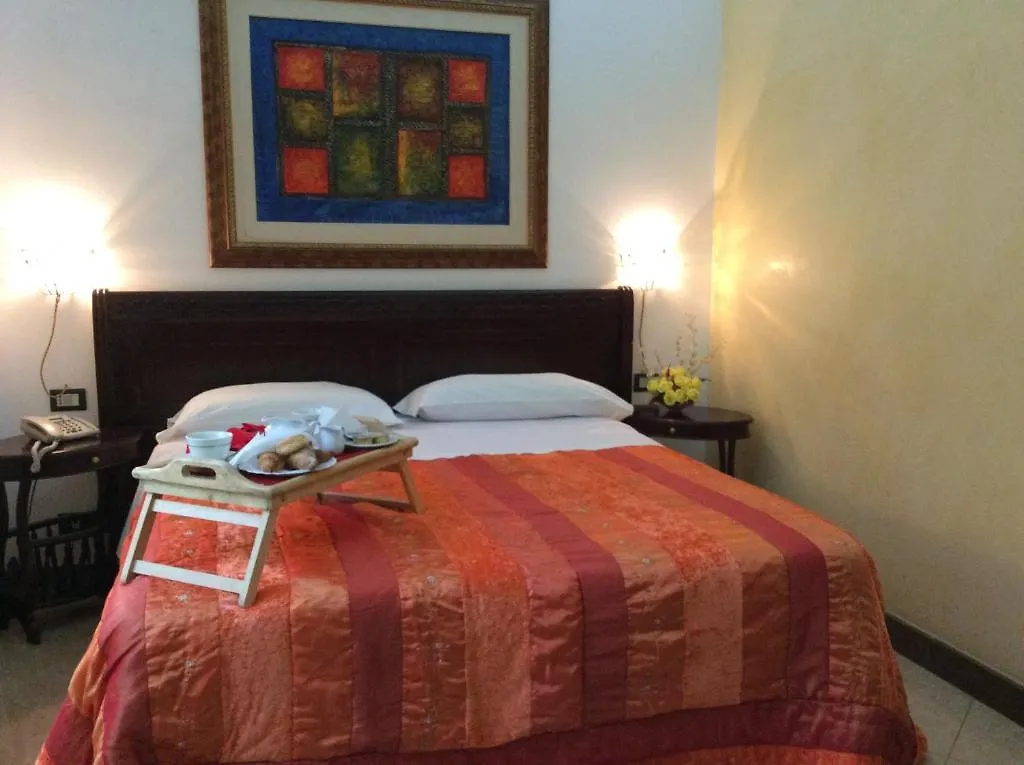 Albergo Verdi Palermo 2*,